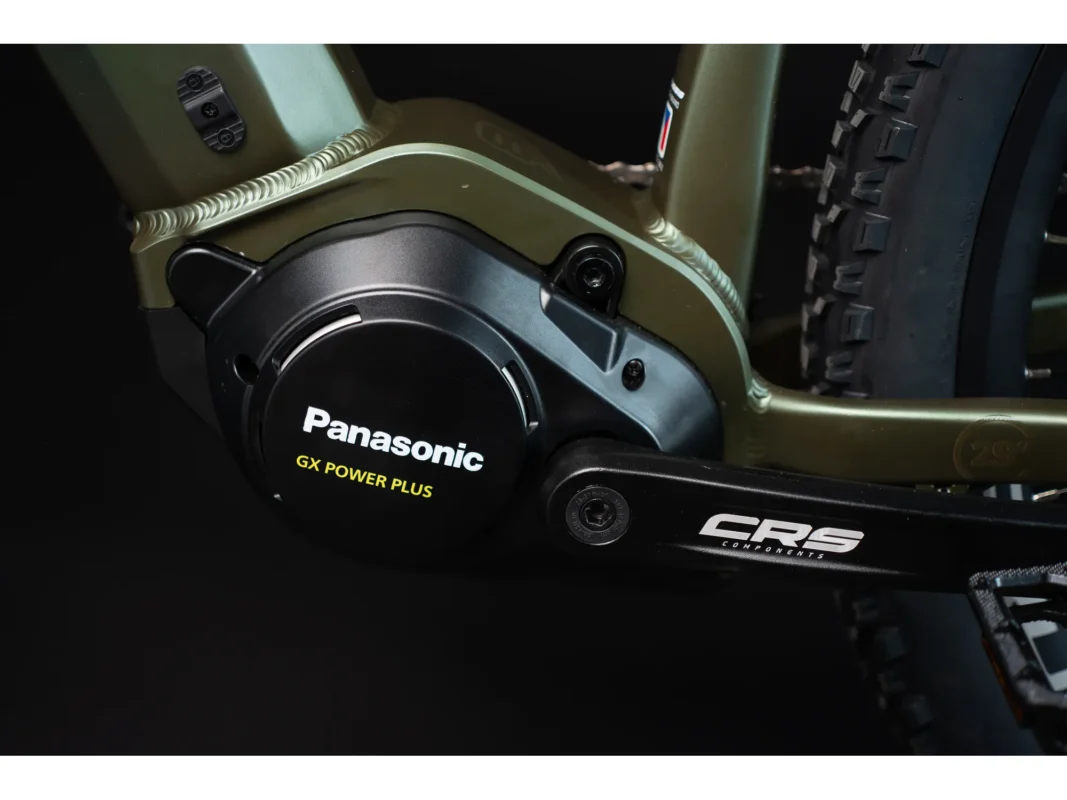 CRUSSIS ONE-PAN Largo 8.8-M 720Wh 2023