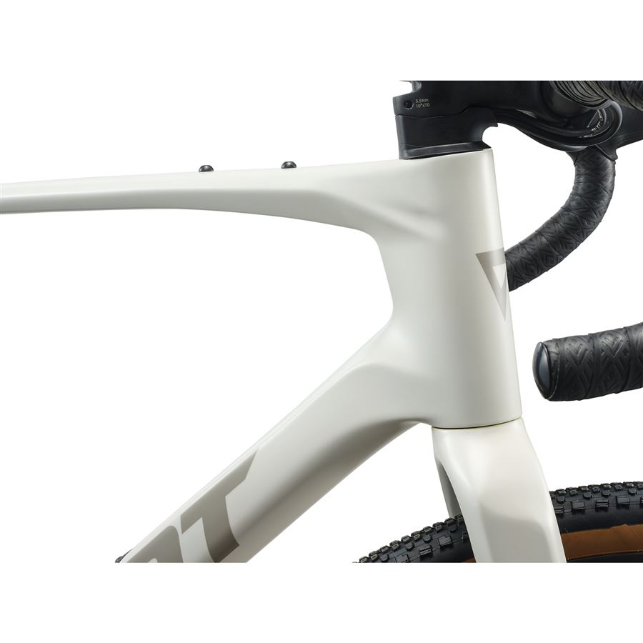 Revolt Advanced 0 2