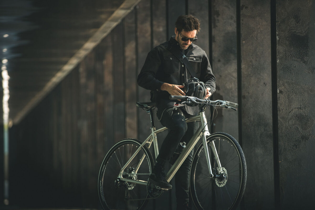 Merida CROSSWAY 300 matný machovošedý(zelený) 2026