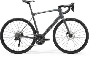 Merida SCULTURA ENDURANCE 6000 matný tmavostrieborný(čierny) 2025