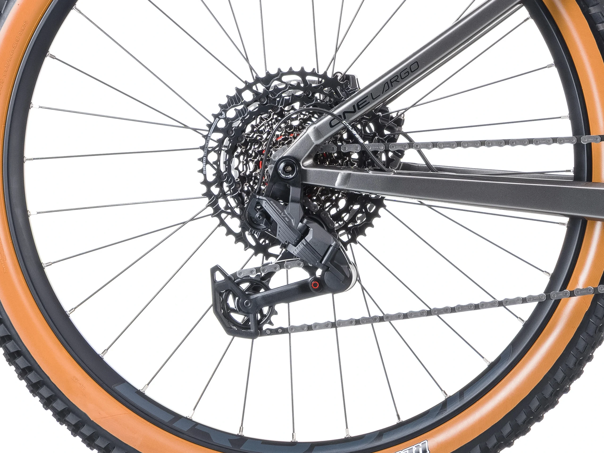 Crussis ONE-Largo AX 10.12-M2 600 Wh 2027 – 5 Crussis ONE-Largo AX 10.12-M2 600 Wh 2027 – 5