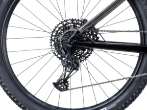 Crussis ONE-Largo AX 9.12-M2 600 Wh 2027 – 5