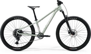 Merida MATTS J.CHAMPION matný machovošedý(biely) 2026
