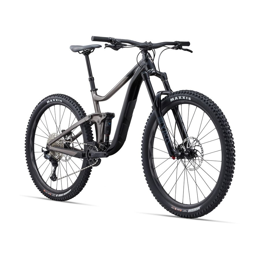 Giant Reign 2 Black/Metal Giant Reign 2 Black/Metal